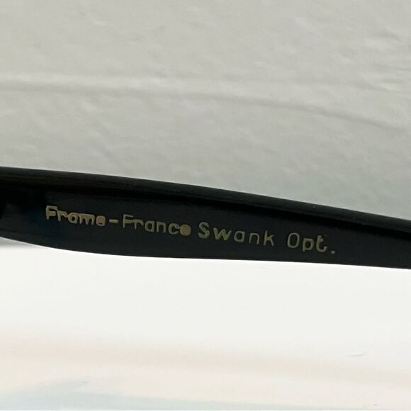 Vintage cat frame glasses by France Swank. Mint condition. - Picture 4 of 8